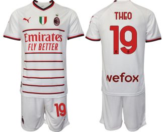 Moški Nogometni dresi AC Milan Gostujoči 20233 Kratek Rokav + Kratke hlače THEO 19
