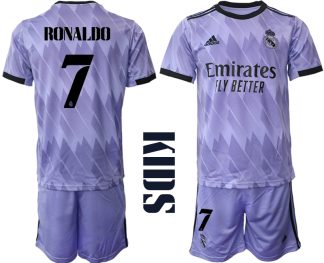 Otroški Nogometni dresi Real Madrid Gostujoči 2023 Kratek Rokav + Kratke hlače RONALDO 7