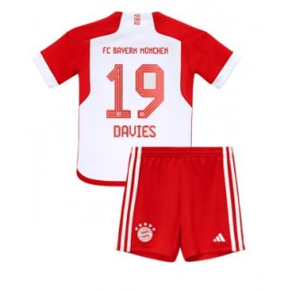 Najcenejši Otroški Nogometni dresi komplet Bayern Munich Domači 2023 2024 tisk Alphonso Davies 19