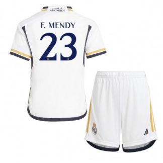 Najcenejši Otroški Nogometni dresi za otroke kompleti Real Madrid Domači 23-24 Ferland Mendy 23