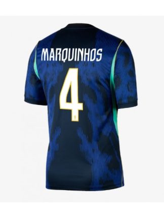 Najcenejši Moški nogometni dres Brazilija SP 2026 Marquinhos #4 Gostujoči Kratek rokav
