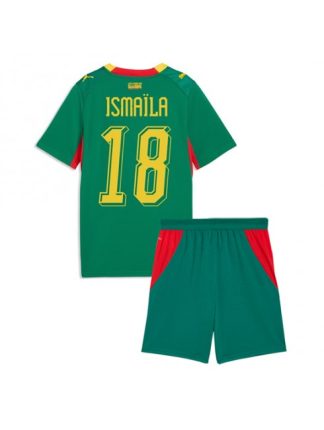 Najcenejši Otroški kompleti Senegal SP 2026 Gostujoči nogometni dres z imenom Ismaila Sarr #18